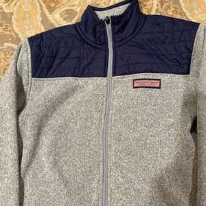 Vineyard Vines pullover size boys XL (18)